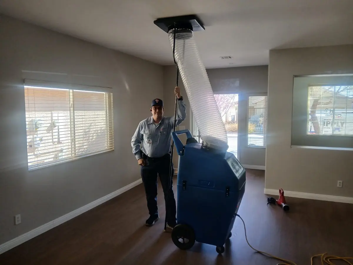 Professional Emergency HVAC Repair work inside a River Ridge home